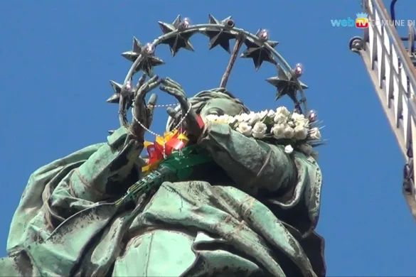 La festa dell'Immacolata a Piazza del Gesù a Napoli