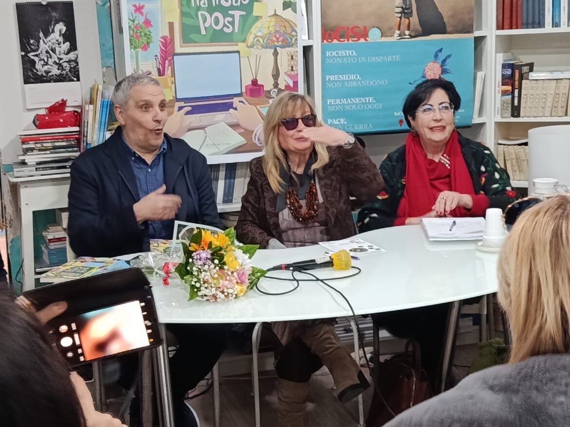 Libro "Ogni cosa ha il suo post" - presentazione